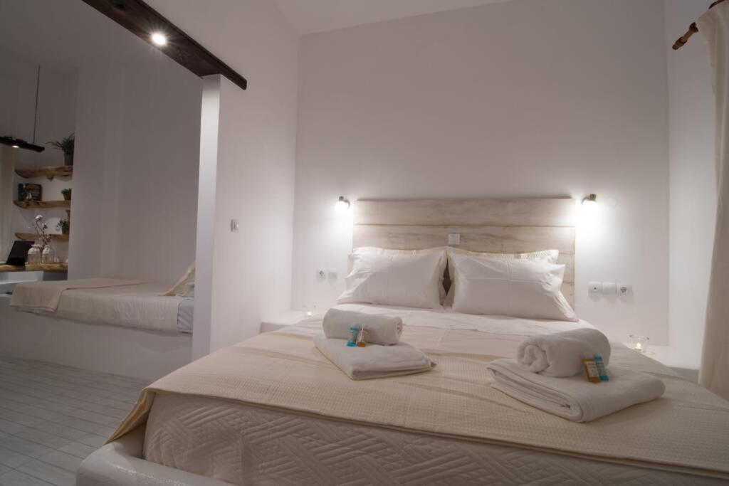 Nemesis Paleochora Apartment Ханя Екстериор снимка