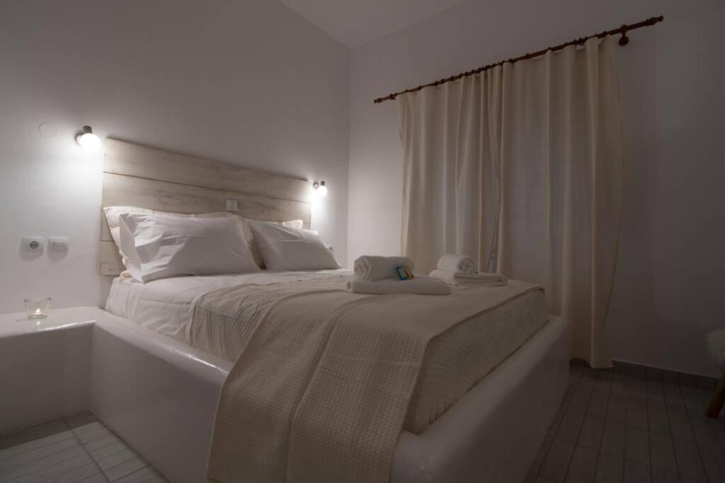 Nemesis Paleochora Apartment Ханя Екстериор снимка